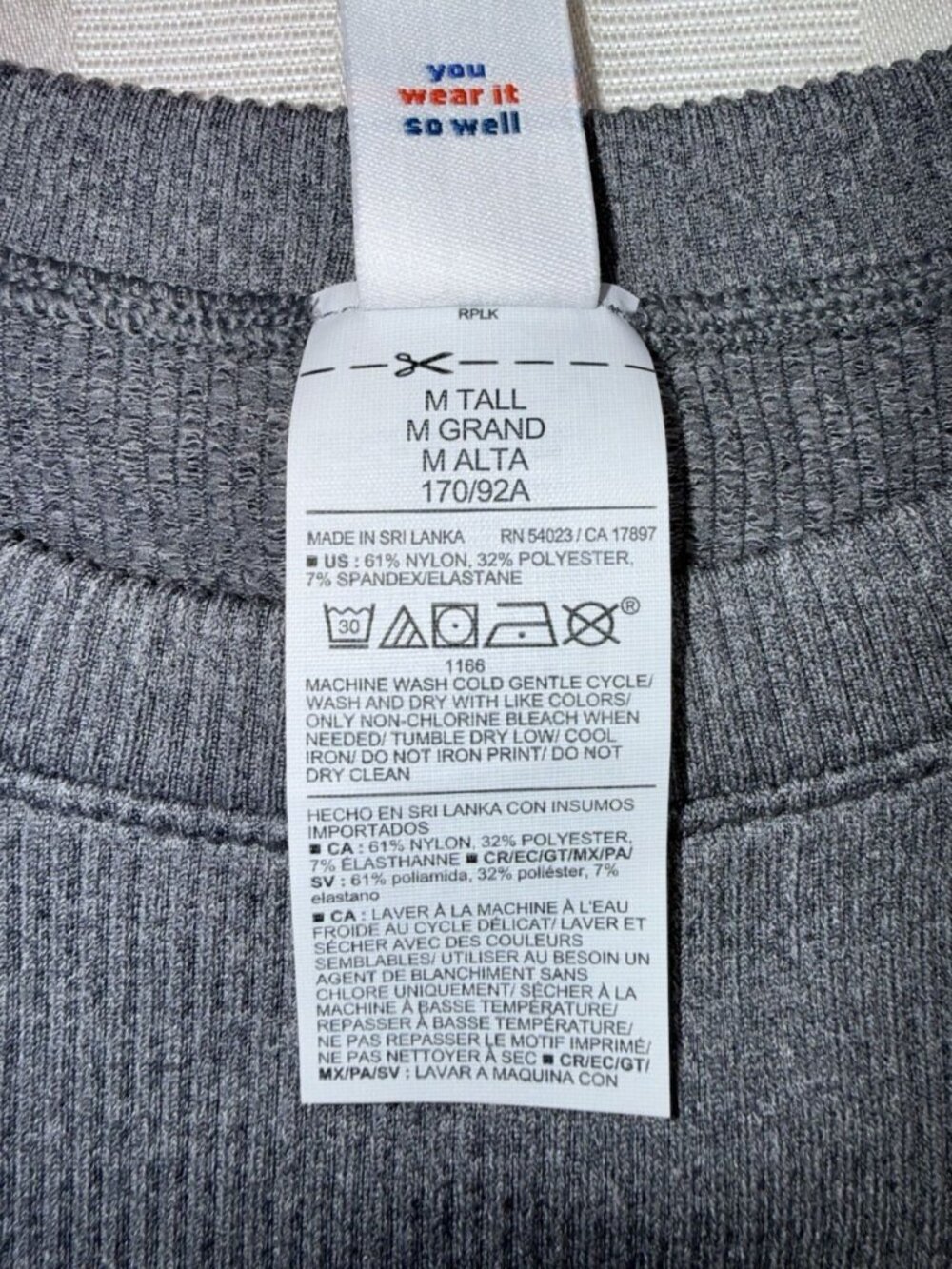 Old Navy Exhale Seamless Rib Knit Short Sleeve Gray Women Top Sz Medium Tall NWT - Picture 8 of 9